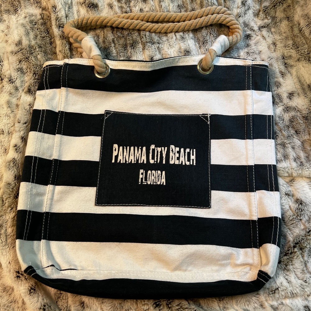 Relaxed Canvas Beach Tote